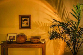 Cheerful Southwestern house with pool